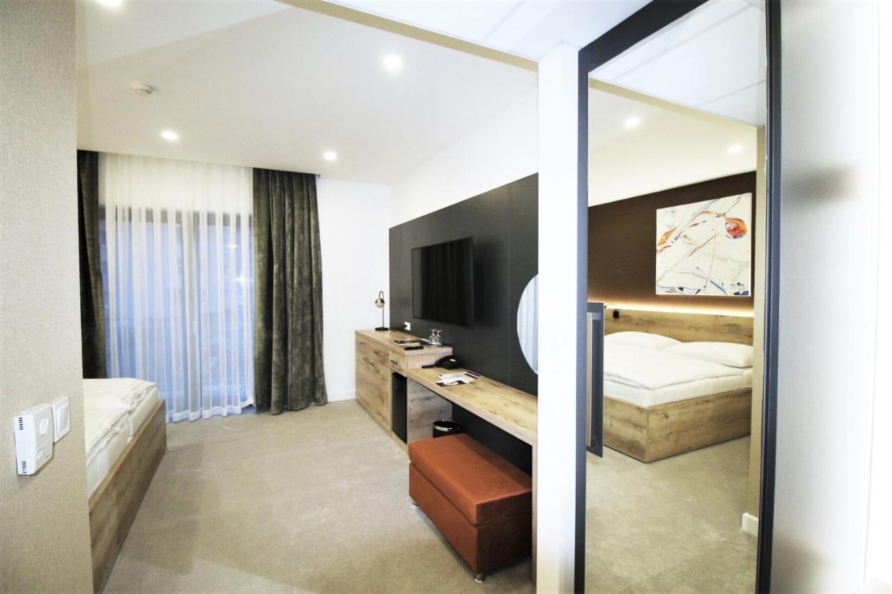 Hotel Magnus Trenčín Zewnętrze zdjęcie
