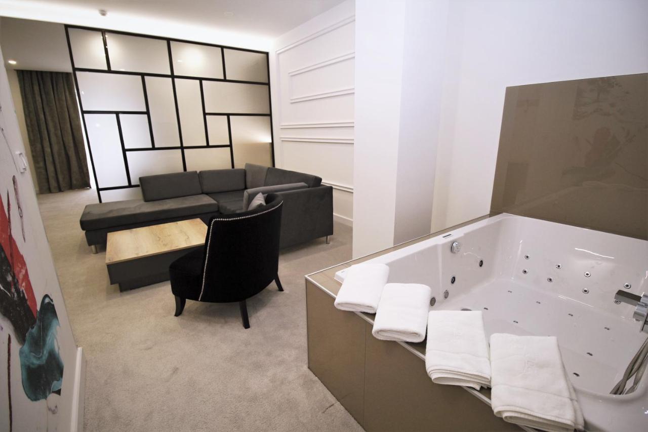 Hotel Magnus Trenčín Zewnętrze zdjęcie